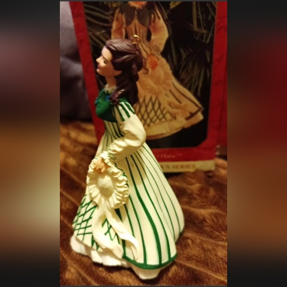 Hallmark Keepsake 1999 Gone with the Wind Rhett Butler and Scarlett O Hara - Picture 8 of 11